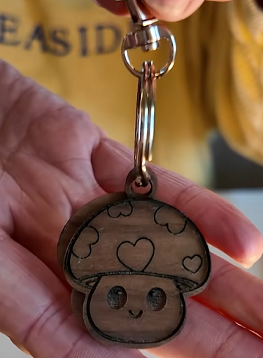 DIY Valentines Keychain: A Simple Laser Cut Gift Idea 6
